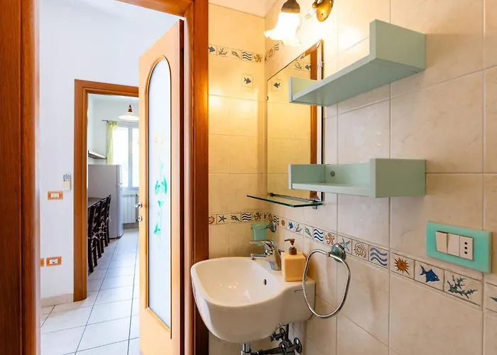 Belvedere Blu By Interhome شقة ألاسيو